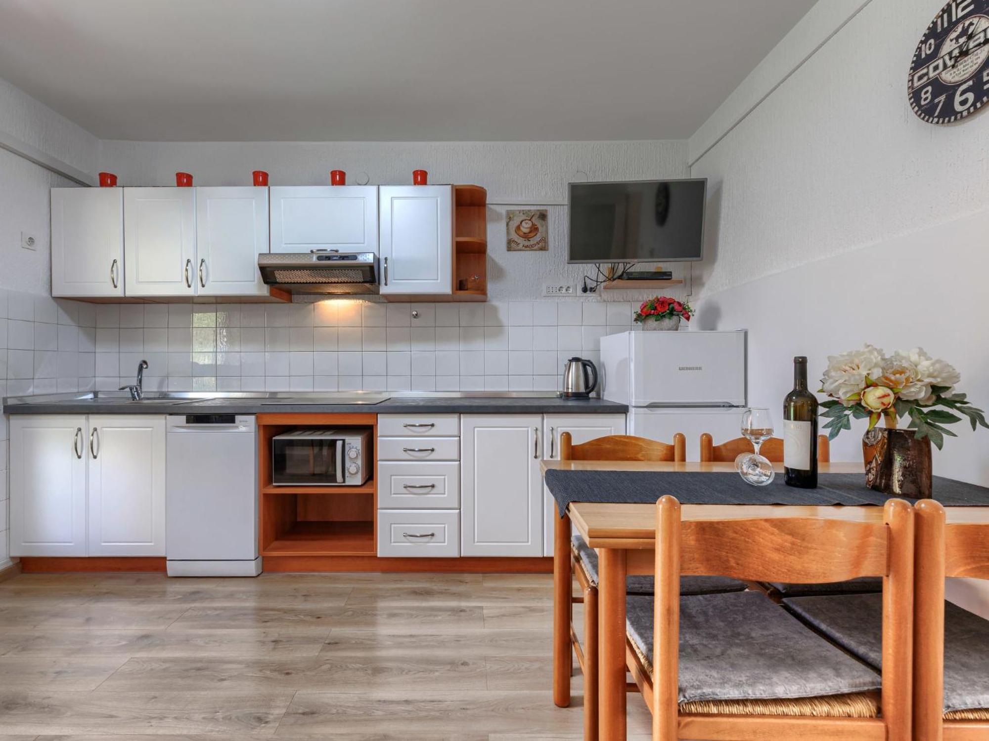 Zrinka-2 By Interhome Apartament Poreč